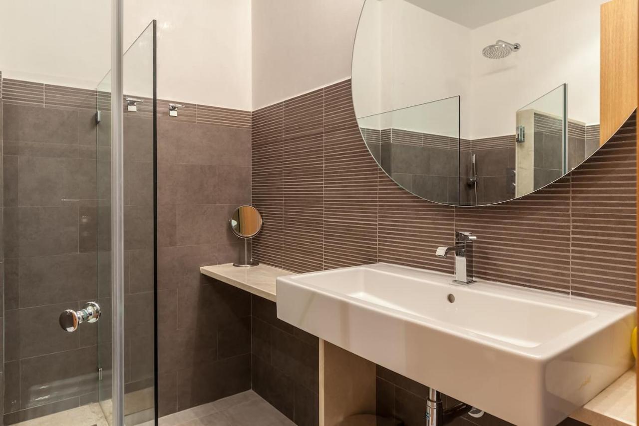 סביליה Apartamento Con Encanto En El Barrio De Santa Cruz מראה חיצוני תמונה