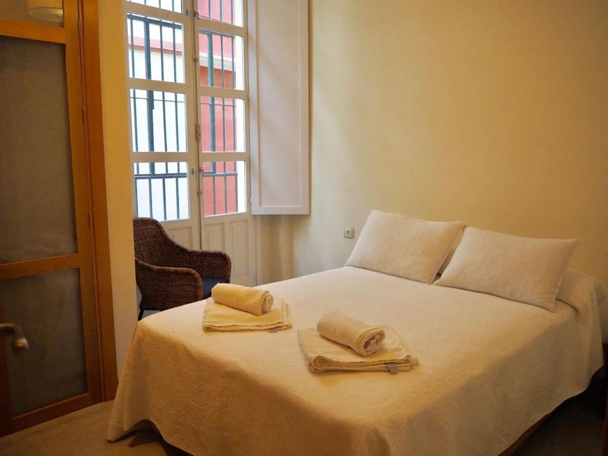 סביליה Apartamento Con Encanto En El Barrio De Santa Cruz מראה חיצוני תמונה